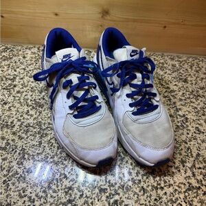 Nike Air Max Kids Shoes White Blue Lace Up Athletic Sneakers Size 5.5Y